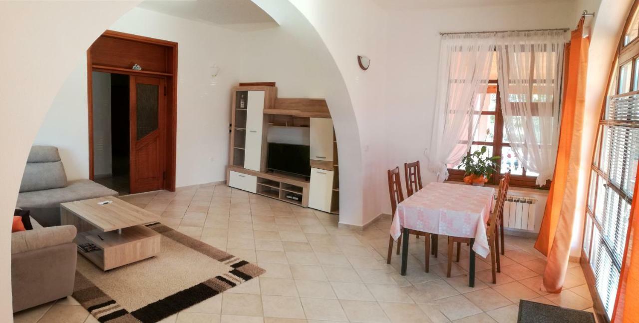 Apartment Sandra Umag Exterior photo